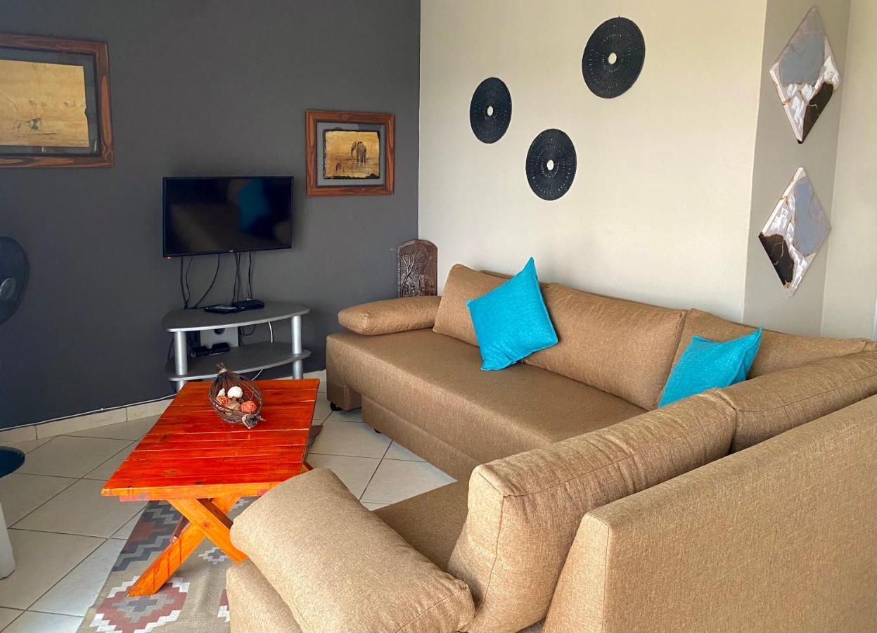 Glenvista Home With A View 요하네스버그 외부 사진
