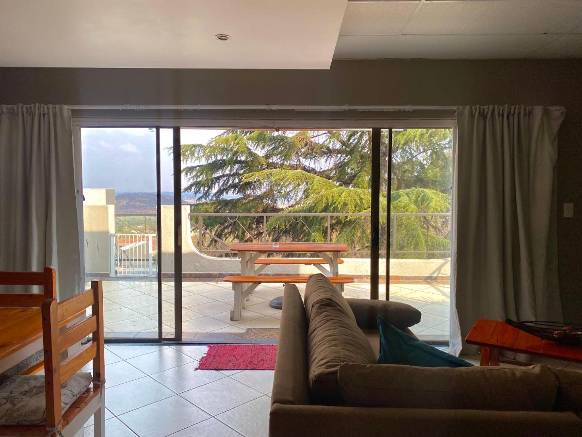 Glenvista Home With A View 요하네스버그 외부 사진