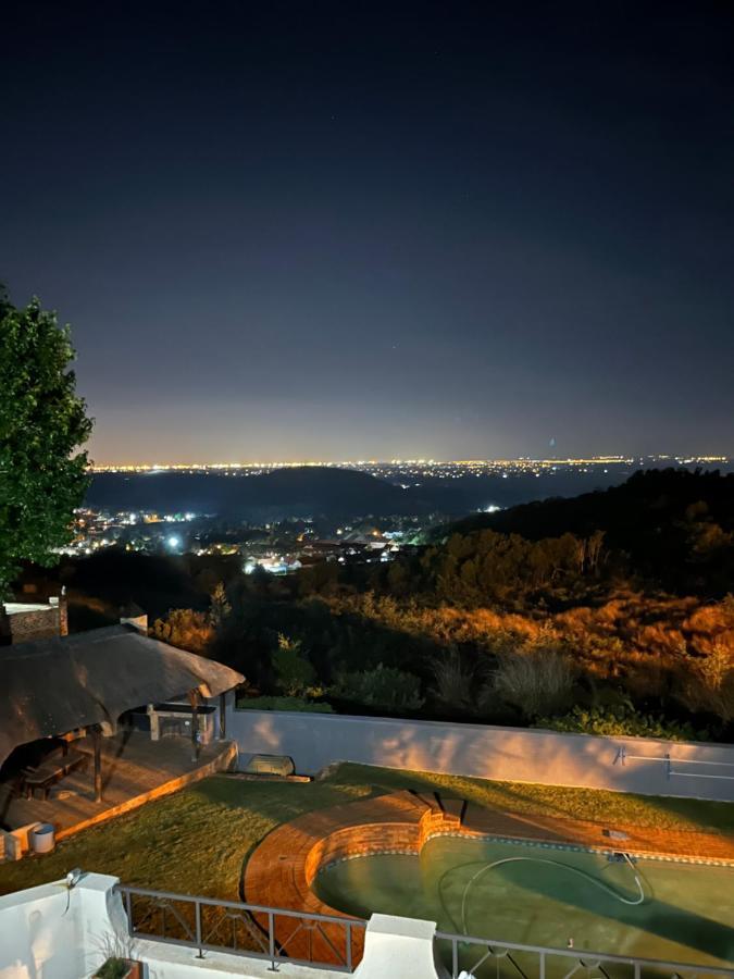 Glenvista Home With A View 요하네스버그 외부 사진
